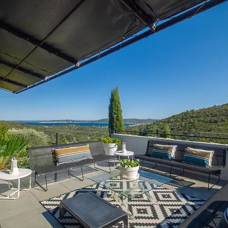 Les Hauts De - Surplombe Le Golfe De Saint-tropez Grimaud