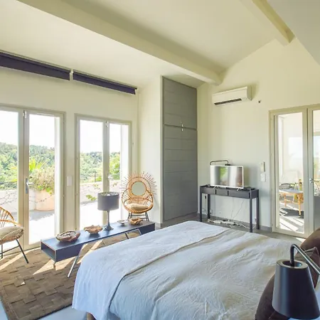 Les Hauts De - Surplombe Le Golfe De Saint-tropez Villa Grimaud